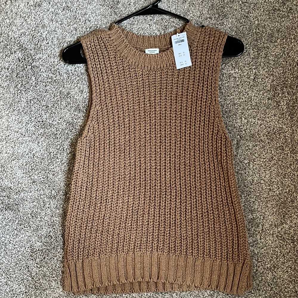 Brown/tan sweater tank